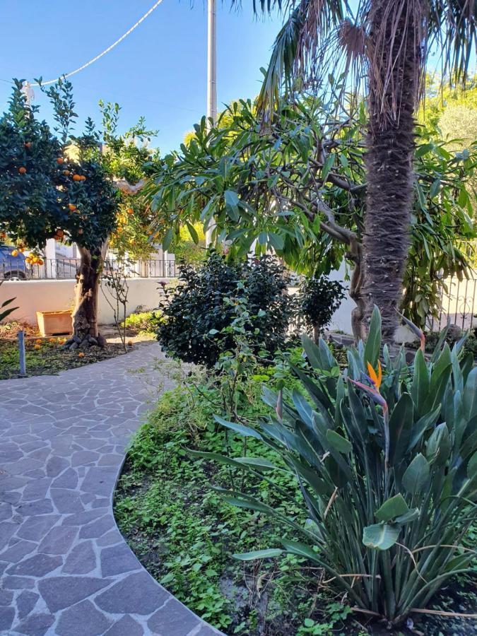 Villa Casa Dafne à Lipari  Extérieur photo